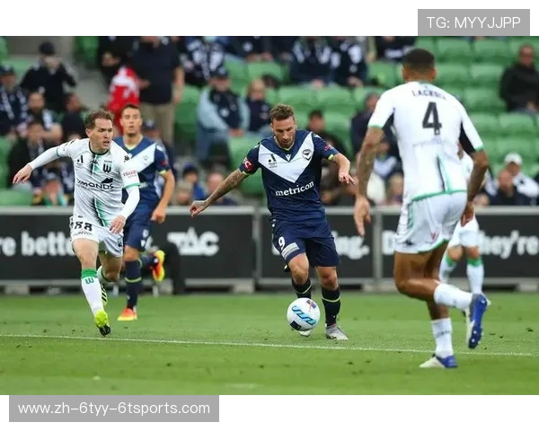 老将发威马塔13次助攻登顶澳超助攻榜领先优势巨大 老将发威马塔13次助攻登顶澳超助攻榜领先优势巨大